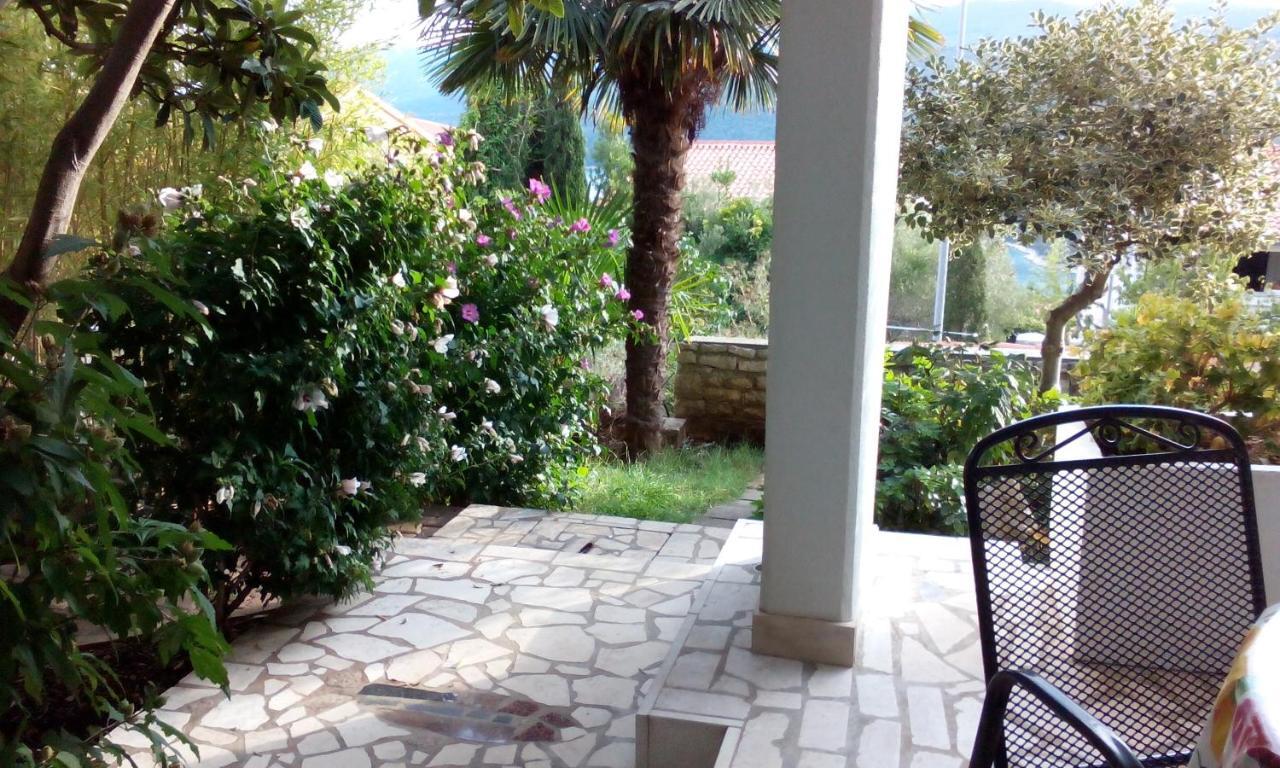 Apartments Mare Losinjska 16 Rabac Kültér fotó